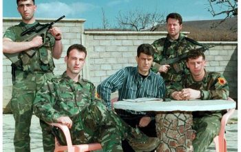 Pad kosovske "Zmije": Kako je Hashim Thaci od miljenika Zapada i "kosovskog Washingtona" postao osuđeni ratni zločinac