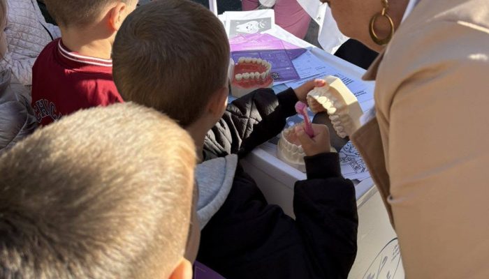 Mjesec oralnog zdravlja u Domu zdravlja Zvornik: Zdrav osmijeh počinje prevencijom