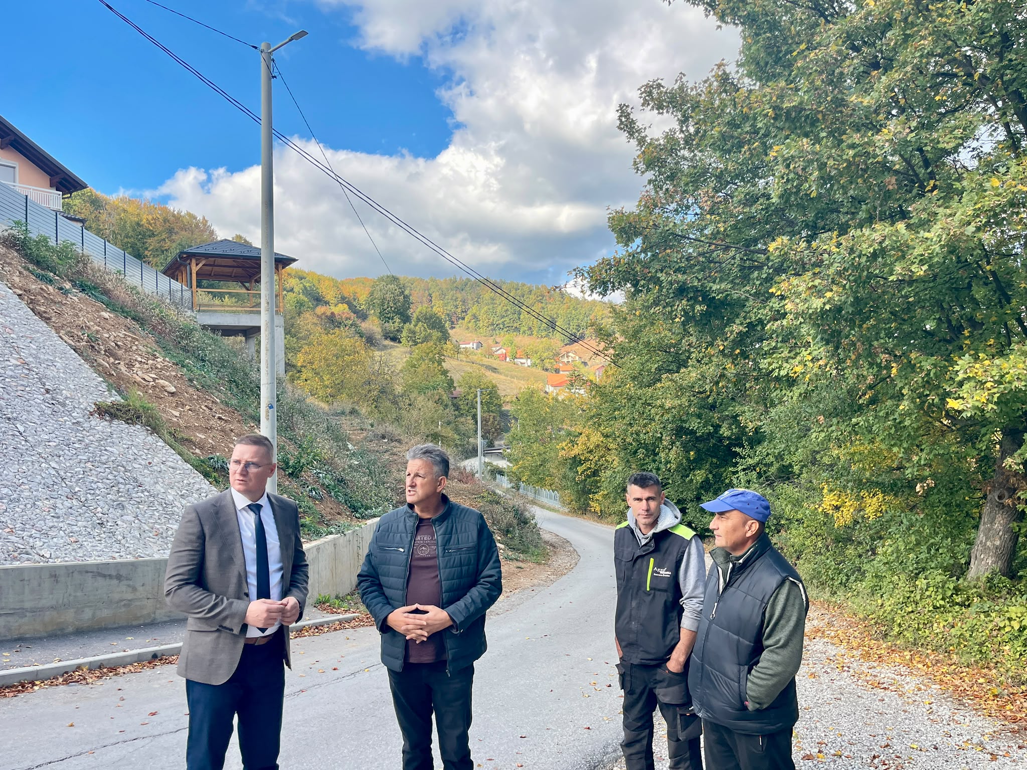 U Kalesiji realizovani projekti javne rasvjete vrijedni oko 74.000 KM (FOTO)