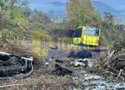 U nesreći kod Tuzle povrijeđeno 11 osoba koje su nalazile se u autobusu (FOTO)