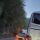 Sudarili se teretno i putničko vozilo kod tunela u Jošanici (FOTO)