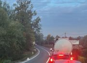 Autobus sletio s ceste kod Tuzle, više osoba povrijeđeno, saobraćaj obustavljen u potpunosti
