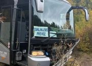 Autobus sa fudbalerima sletio sa ceste putujući u Podrinje na gostovanje (FOTO)