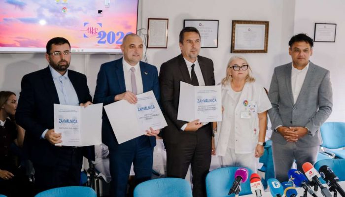 Vakufska direkcija i Muftijstvo tuzlansko: UKC-u Tuzla uručena oprema vrijedna više od 50.000 KM